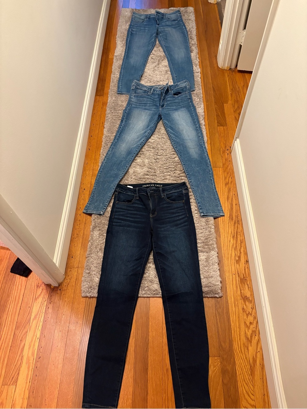 3 Pairs of American Eagle Outfitters Women's Skinny Jeans